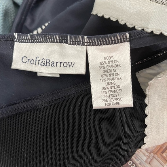 CROFT & Barrow Black and White One Piece Slimming Swimsuit Size 12 - Picture 11 of 12